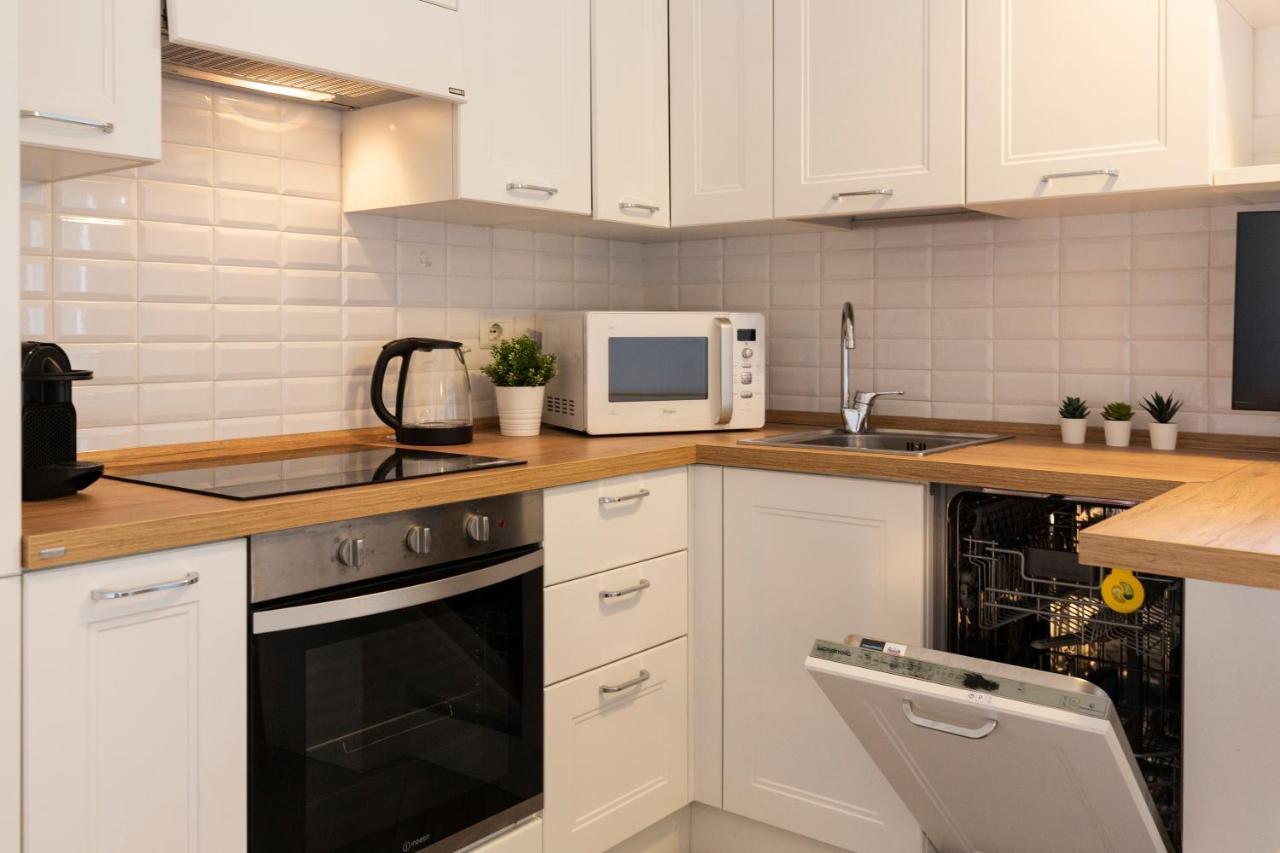 Mezzofanti - Tre Ponti Apartment Milan Bagian luar foto